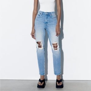 Zara light blue Mom Jeans size 4